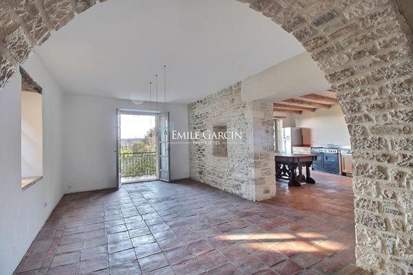 A vendre- Maison de village avec bassin- entre Uzès et Alès