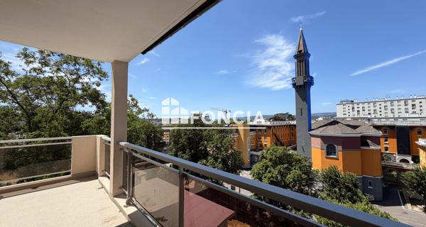 À vendre Appartement 4 pièces 90.77 m² - Valence 26000