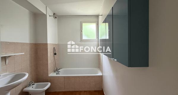 À vendre Appartement 4 pièces 90.77 m² - Valence 26000