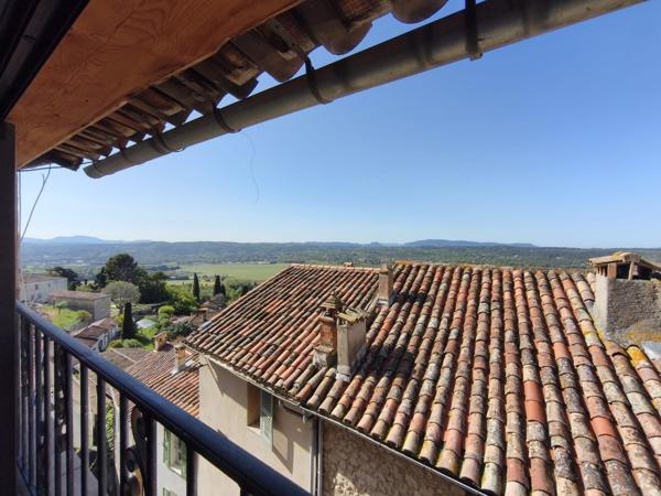 Beau T2 au dernier étage , vue panoramique