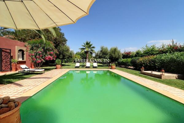 À vendre maison de campagne sur la route de Fès à Marrakech