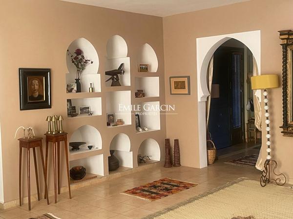À vendre maison de campagne sur la route de Fès à Marrakech