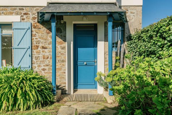 Maison familiale proche de la plage à Saint-Malo avec vues vers la mer