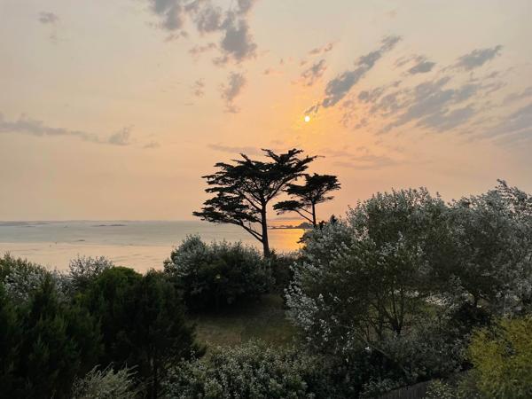 Maison familiale proche de la plage à Saint-Malo avec vues vers la mer