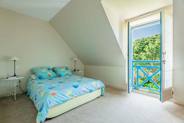 Maison familiale proche de la plage à Saint-Malo avec vues vers la mer