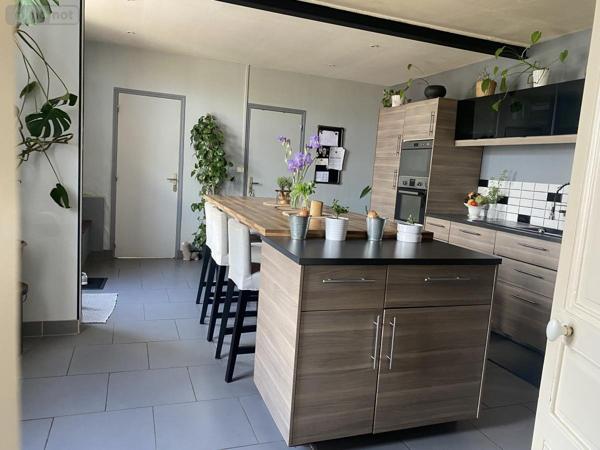Maison à vendre à Caudebec-lès-Elbeuf en Seine-Maritime (76320), ref : 76025-183
