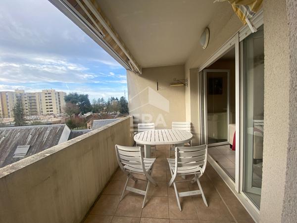 Appartement type 4, meublé, proche centre ville