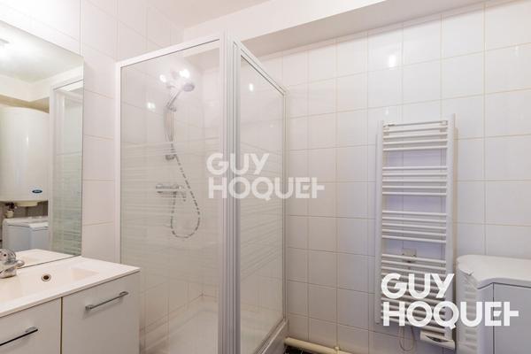 À vendre : Appartement 1 pièce à PARAY VIEILLE POSTE - CALME ET LUMINEUX