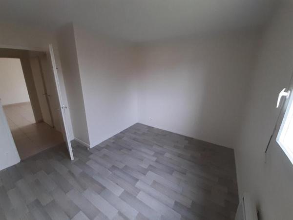 Appartement à louer 2 pièces 53.6m²