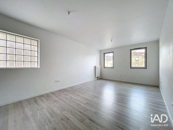 Location studio 36 m² Reims