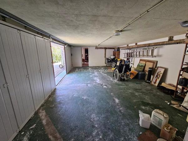 Vente                                                      Villa
                        
                     5 pièces                      140 m2                     à Saint-Raphaël