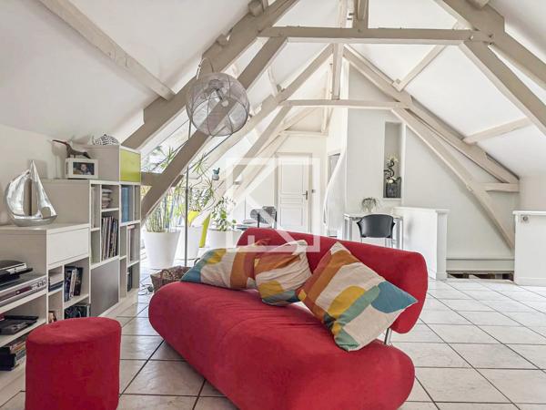 BELLE MAISON EN PIERRE AVEC GRANGE ET STUDIO