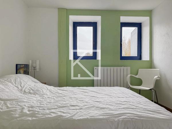 BELLE MAISON EN PIERRE AVEC GRANGE ET STUDIO