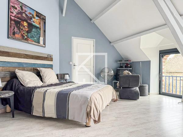 BELLE MAISON EN PIERRE AVEC GRANGE ET STUDIO