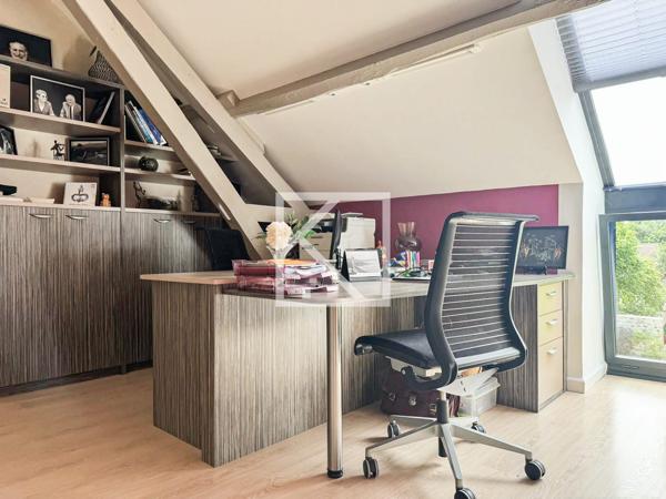 BELLE MAISON EN PIERRE AVEC GRANGE ET STUDIO