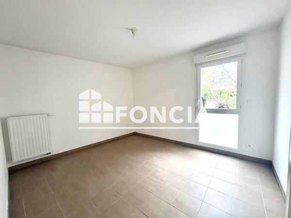 Location Appartement 3 pièces 60.6 m² - 70 BOULEVARD BAUCHIERE Toulon 83000