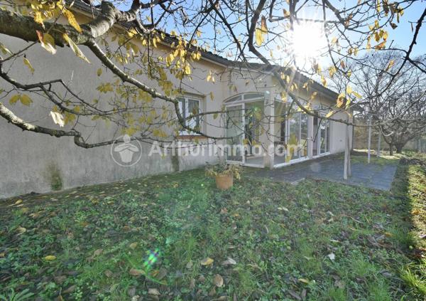 Vente Maison 4 pièces 120 m2 à Saint-Sulpice-la-Pointe