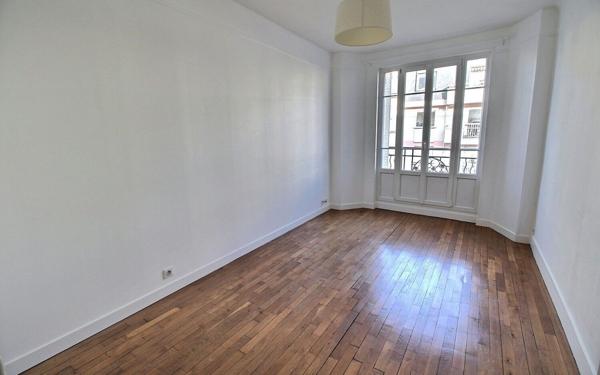 Appartement à louer    2 pièces • 43,86 m2 Vincennes
