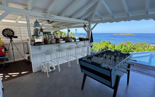 Maison à vendre    6 pièces •  Bouillante