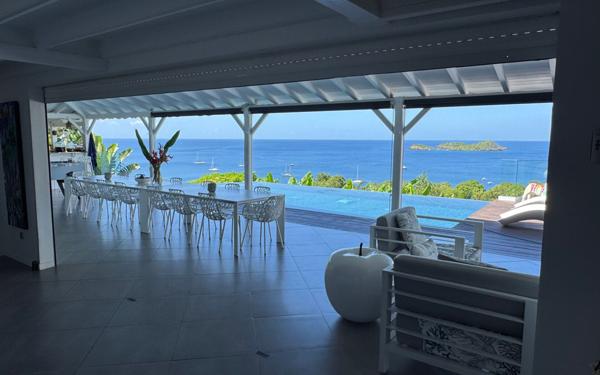 Maison à vendre    6 pièces •  Bouillante