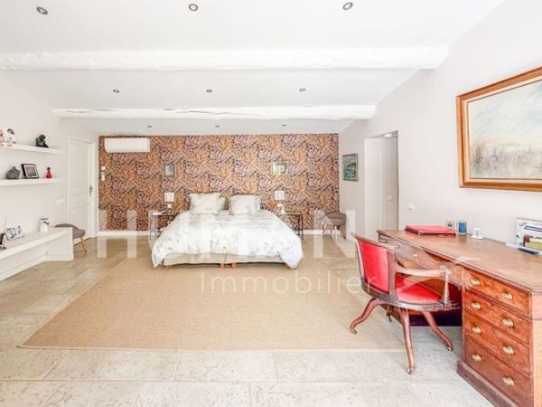 Maison à vendre |  Aix-en-Provence |  10 pièces | 273 m²
