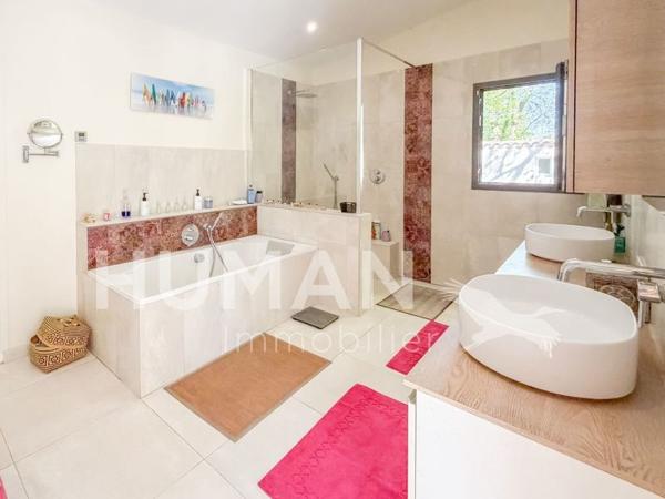 Maison à vendre |  Aix-en-Provence |  10 pièces | 273 m²
