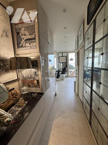 VENTE EN VIAGER APPARTEMENT HYPER CENTRE DINARD VUE MER JARDIN PRIVATIF PLACE DE PARKING EN SOUS SOL