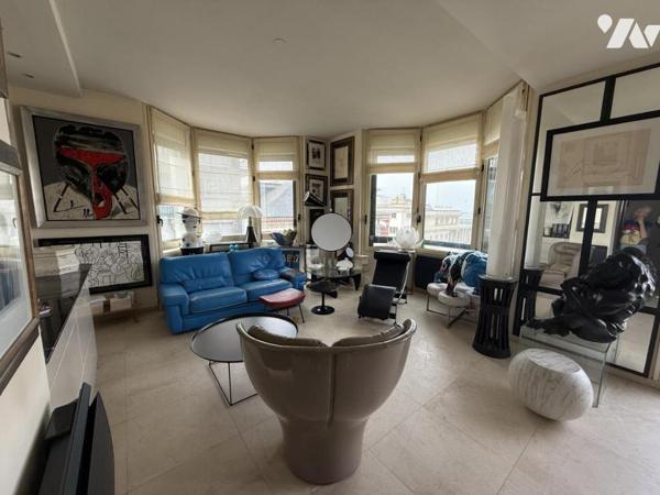 VENTE EN VIAGER APPARTEMENT HYPER CENTRE DINARD VUE MER JARDIN PRIVATIF PLACE DE PARKING EN SOUS SOL