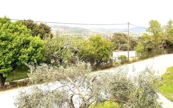 Appartement à vendre    3 pièces • 42,89 m2 Salavas