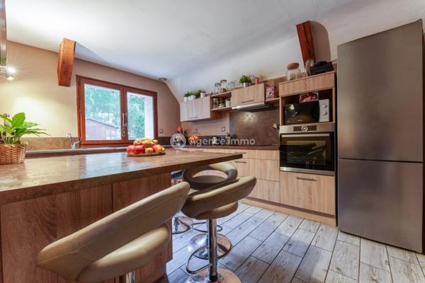 À vendre - Maison traditionnelle, 7 pièces située à Monts (37260)