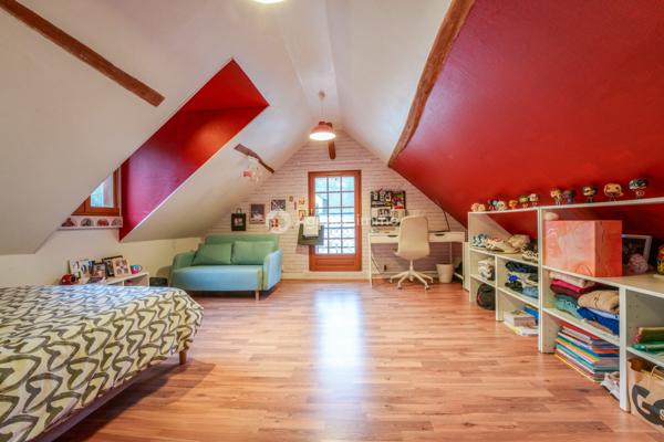 À vendre - Maison traditionnelle, 7 pièces située à Monts (37260)