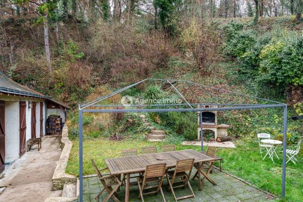 À vendre - Maison traditionnelle, 7 pièces située à Monts (37260)