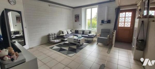 Maison de ville sise à SAINT MAMMES