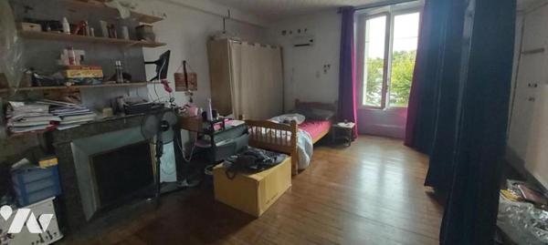 Maison de ville sise à SAINT MAMMES