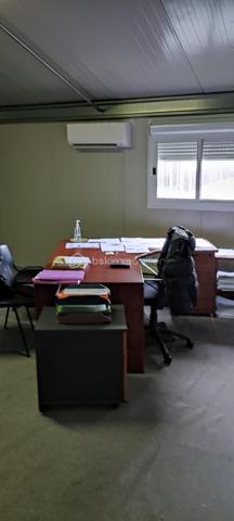 Local commercial de 225 m²