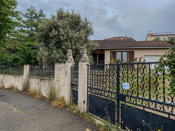 A VENDRE MAISON AVEC TERRAIN VALENCE 26000 , Valence