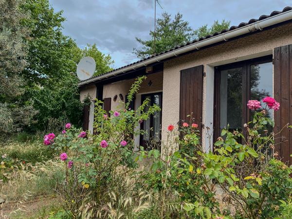 A VENDRE MAISON AVEC TERRAIN VALENCE 26000 , Valence