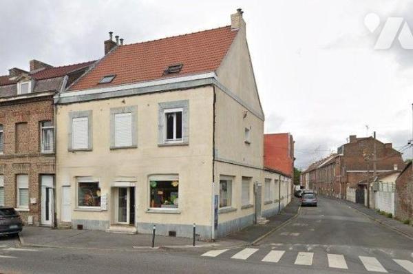 Immeuble à Vente à Anzin (59410) en Nord (59)

Venez découvrir cet immeuble de rapport compre...