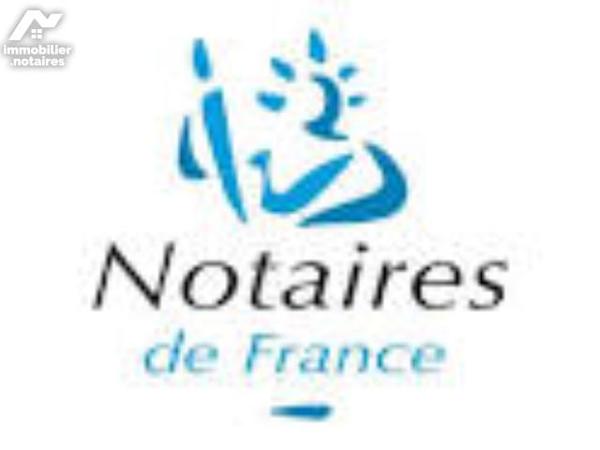 Terrain à bâtir de 770 m², façade 25 m