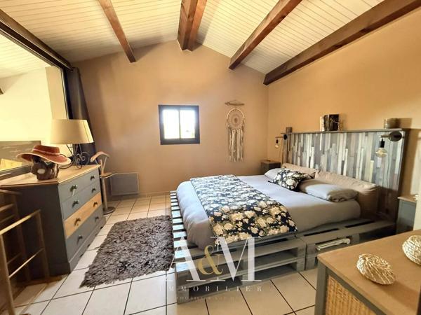 Villa T5 137 m² + garage 18 m² / 746 m² arboré