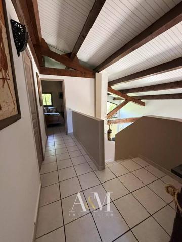 Villa T5 137 m² + garage 18 m² / 746 m² arboré