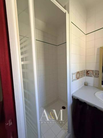 Villa T5 137 m² + garage 18 m² / 746 m² arboré