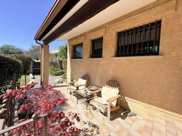 Villa T5 137 m² + garage 18 m² / 746 m² arboré