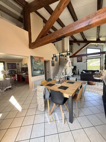 Villa T5 137 m² + garage 18 m² / 746 m² arboré