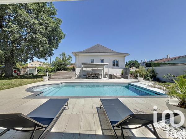 Maison à vendre 10 pièces 250 m² Villenave-d'Ornon