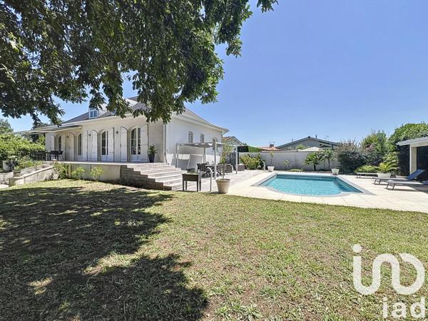 Maison à vendre 10 pièces 250 m² Villenave-d'Ornon