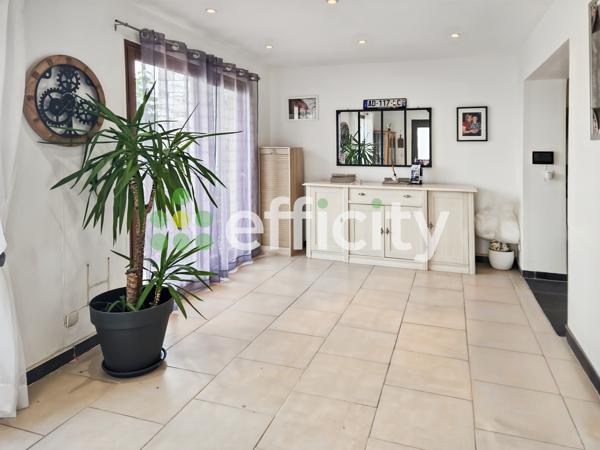 Maison
         4 pièces
        - 73 m² 199 000 € *
