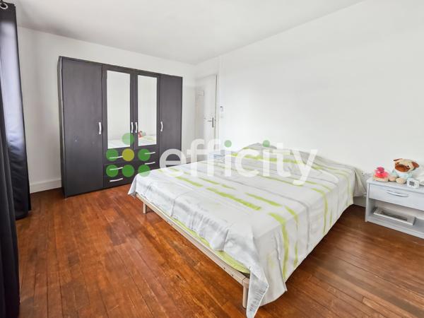 Maison
         4 pièces
        - 73 m² 199 000 € *