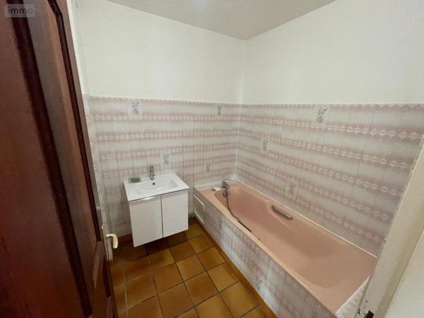 Appartement à vendre à Le Port à la Réunion (97420), ref : 97409-288