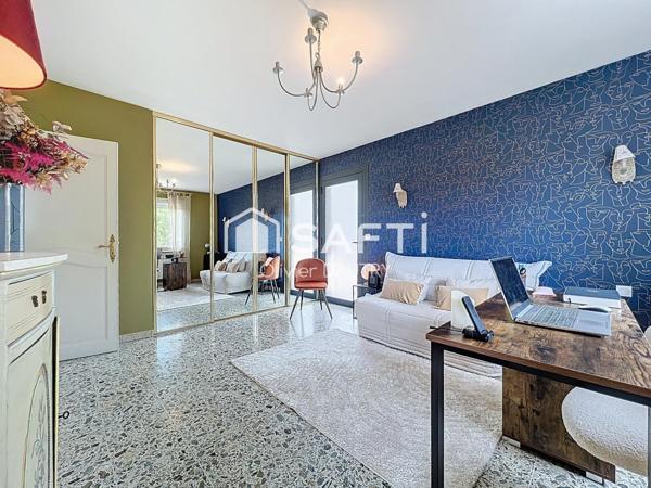 Villa rénovée 278 m²  + T2 Indépendant – Fort potentiel – Piscine